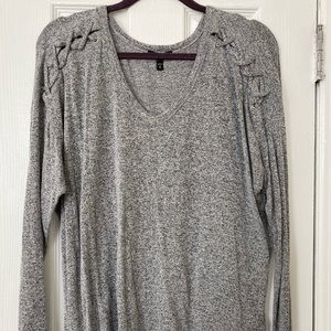 Express Shirt with Shoulder Tie Design